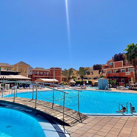 Sunny Apartment & Heated Pool Los Cristianos  Esterno foto