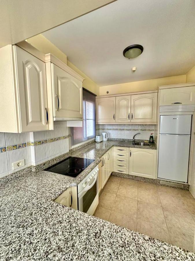 Sunny Apartment & Heated Pool Los Cristianos  Esterno foto